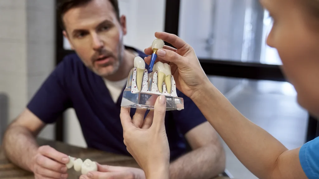 Mikor és miért van szükség csontpótlásra az implantáció előtt?